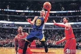 西甲：皇马3-2巴萨，贝林厄姆补时绝杀！