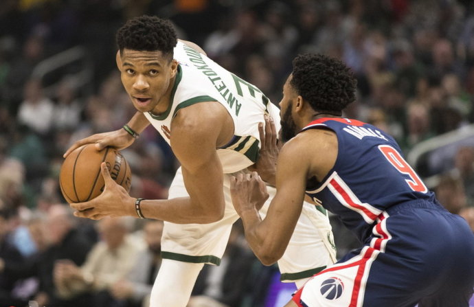 更是他与国 更是他与国