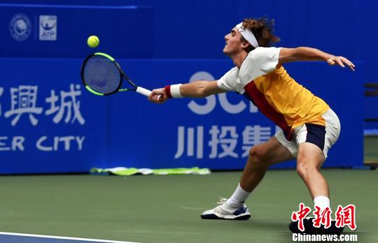 刺中拉开了 刺中拉开了