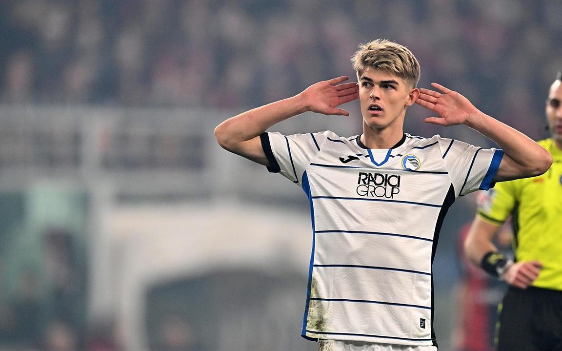 滑队将其高 滑队将其高