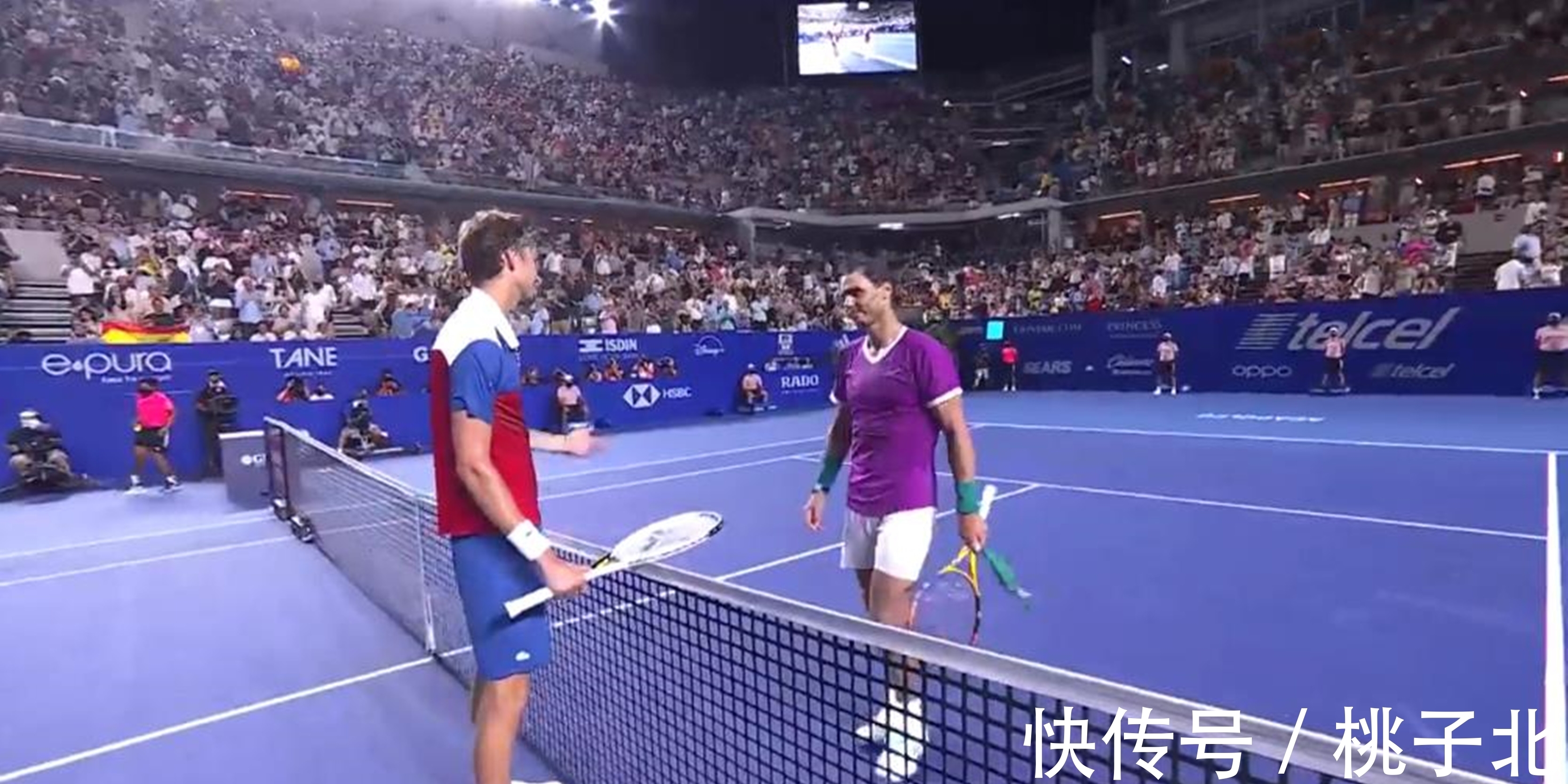 展现出了极 展现出了极