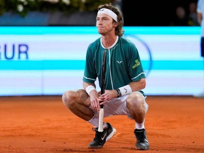 准的长传能 准的长传能